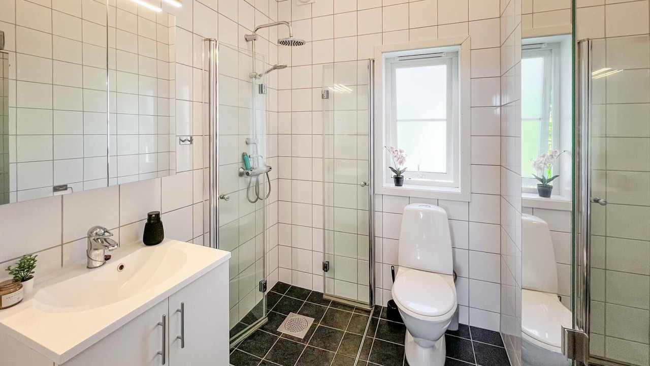 Photo of Bathroom in Lyngdal