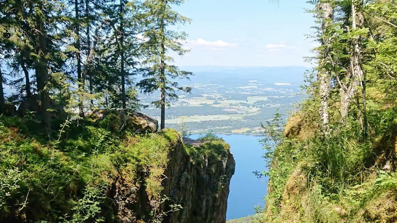 Photo of Others in Hole Municipality