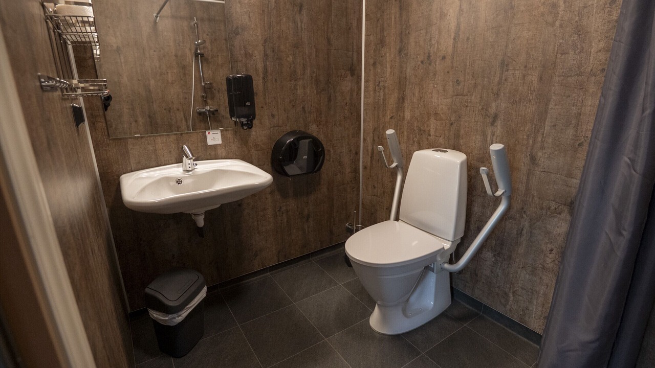 Photo of Bathroom in Al Municipality