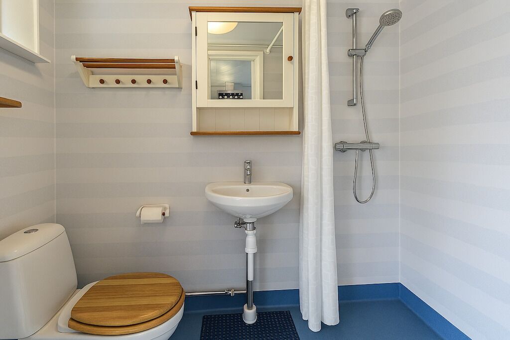 Photo of Bathroom in Uto