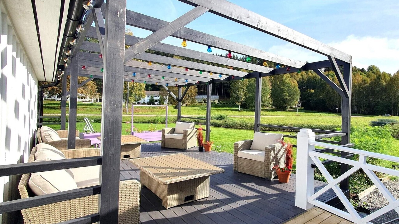 Photo of Outdoor in More