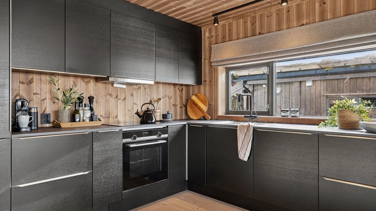Photo of Kitchen in yer