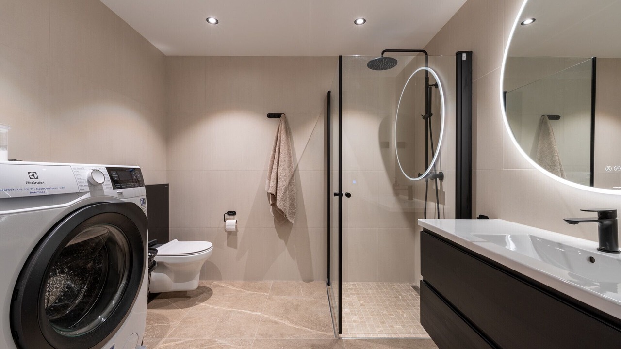Photo of Bathroom in Leknes
