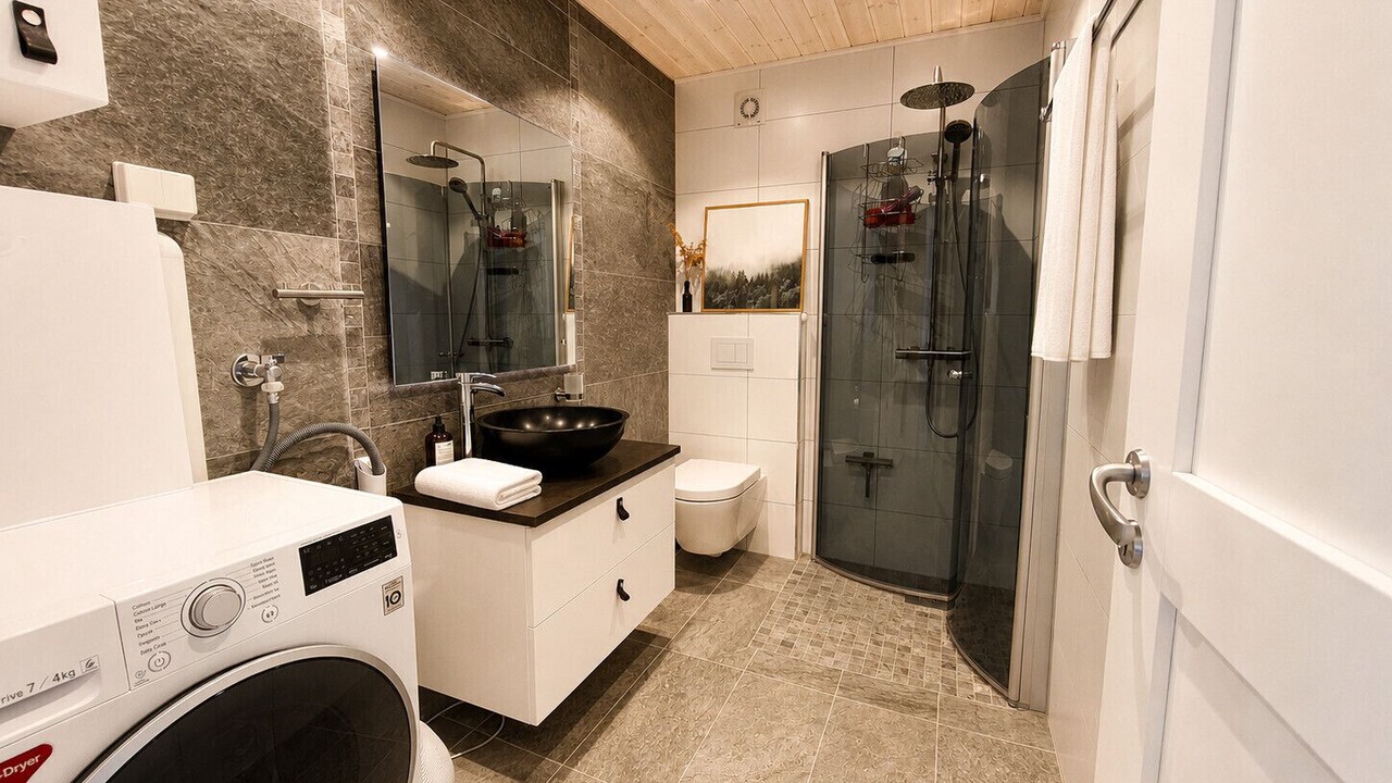 Photo of Bathroom in Kamben