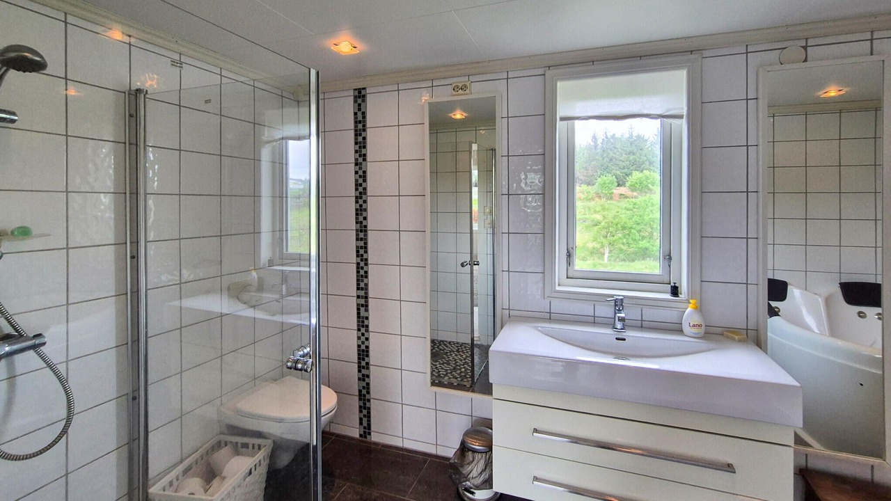 Photo of Bathroom in Oygarden