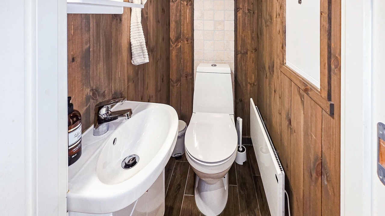 Photo of Bathroom in Hol Municipality