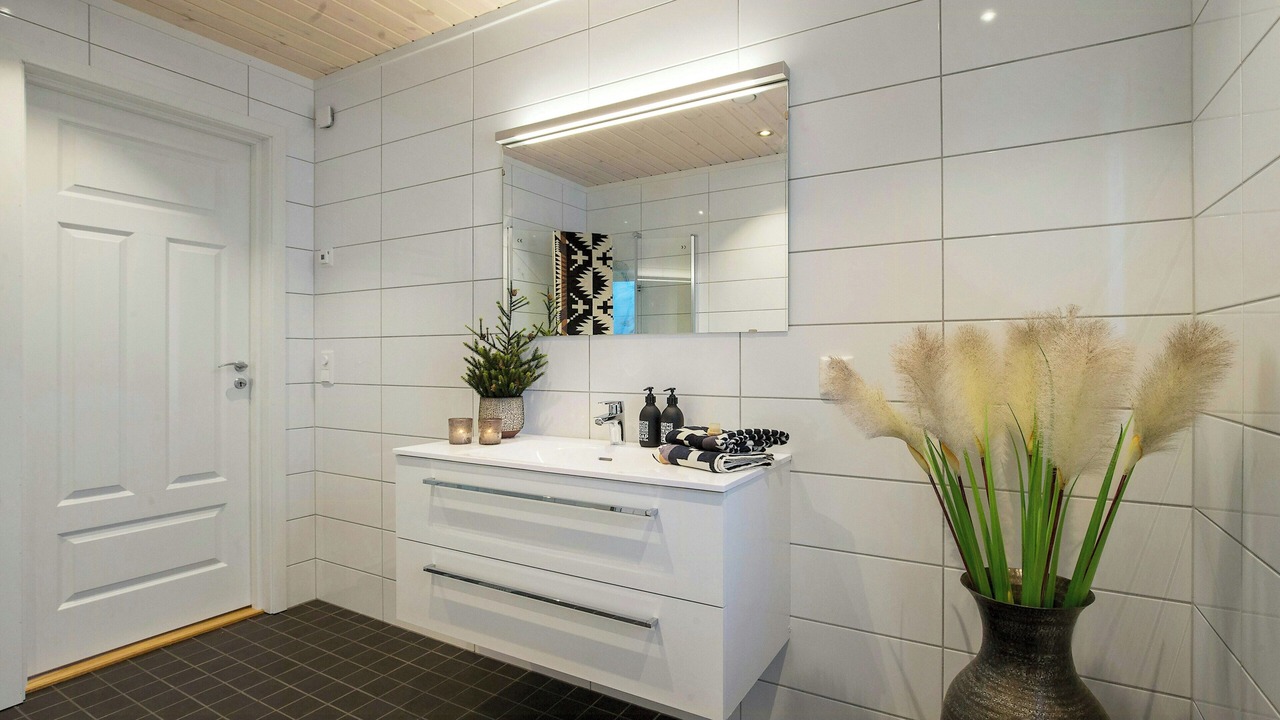 Photo of Bathroom in Kamben