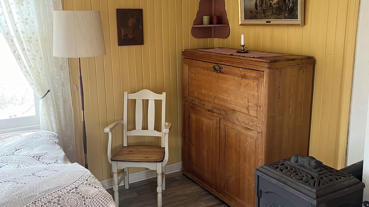 Photo of Bedroom in Marker