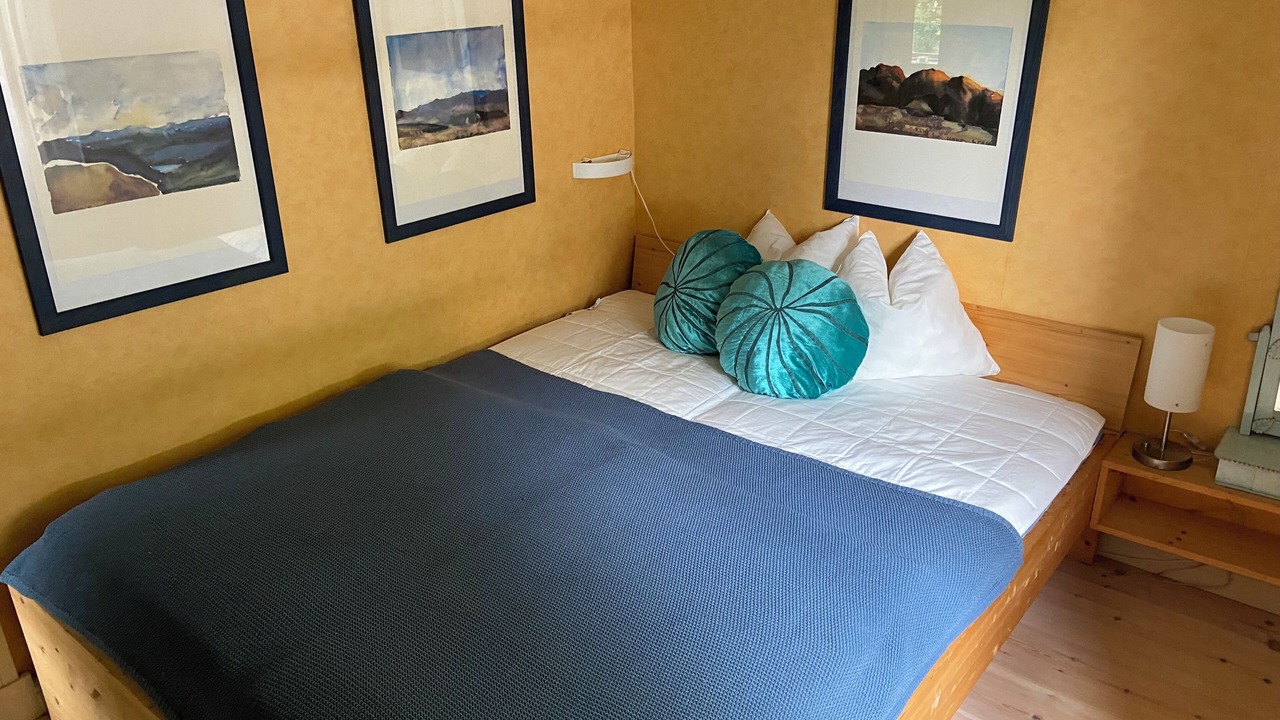 Photo of Bedroom in Tived