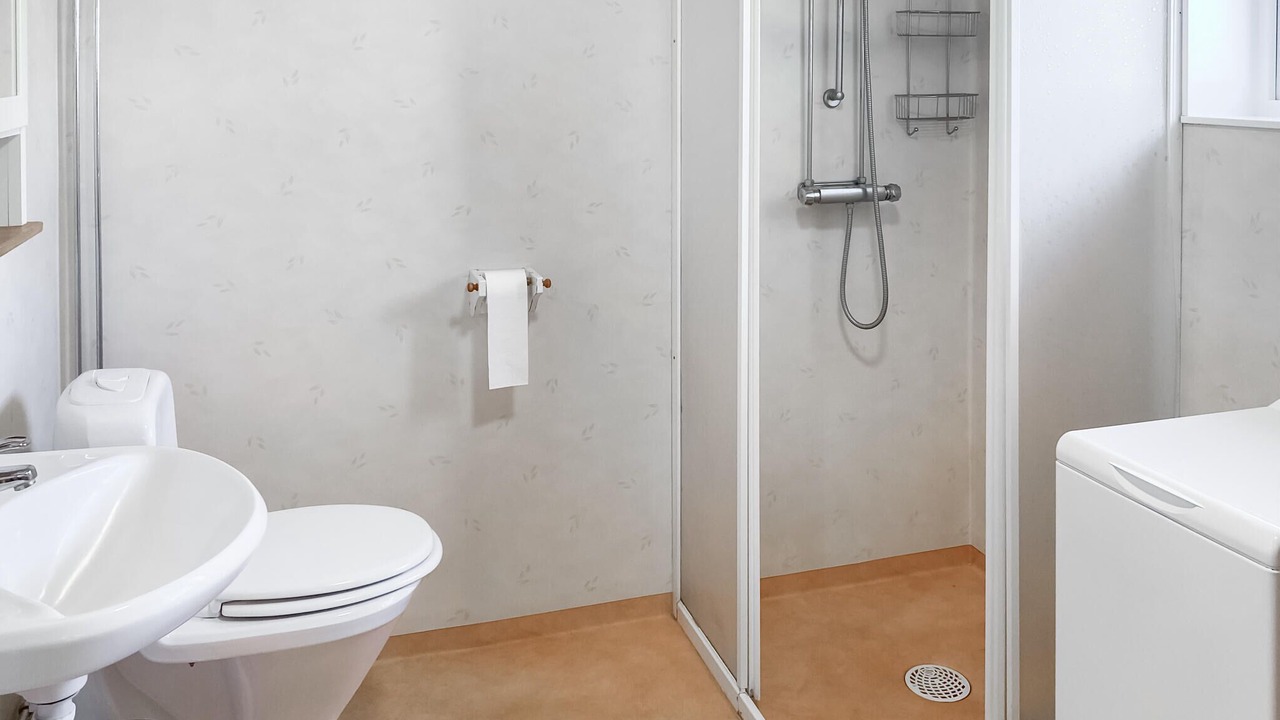 Photo of Bathroom in Monsteras