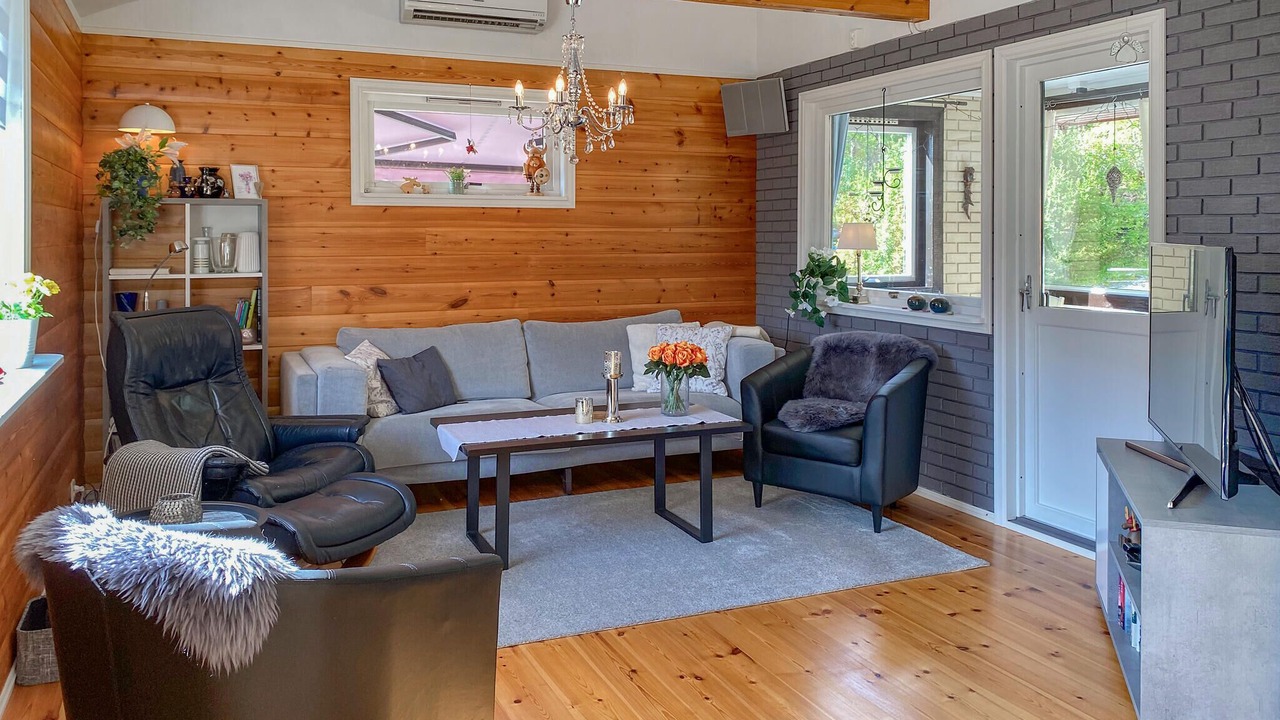 Photo of Bedroom in Flora