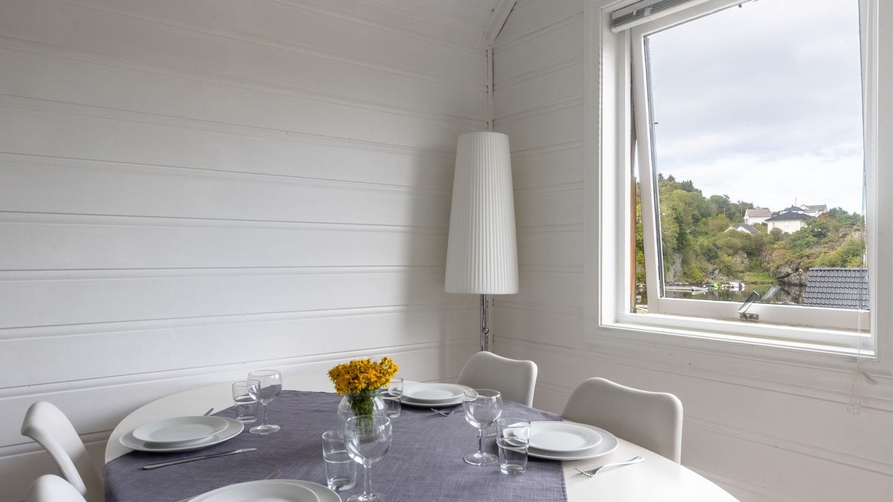 Photo of Bedroom in Bomlo