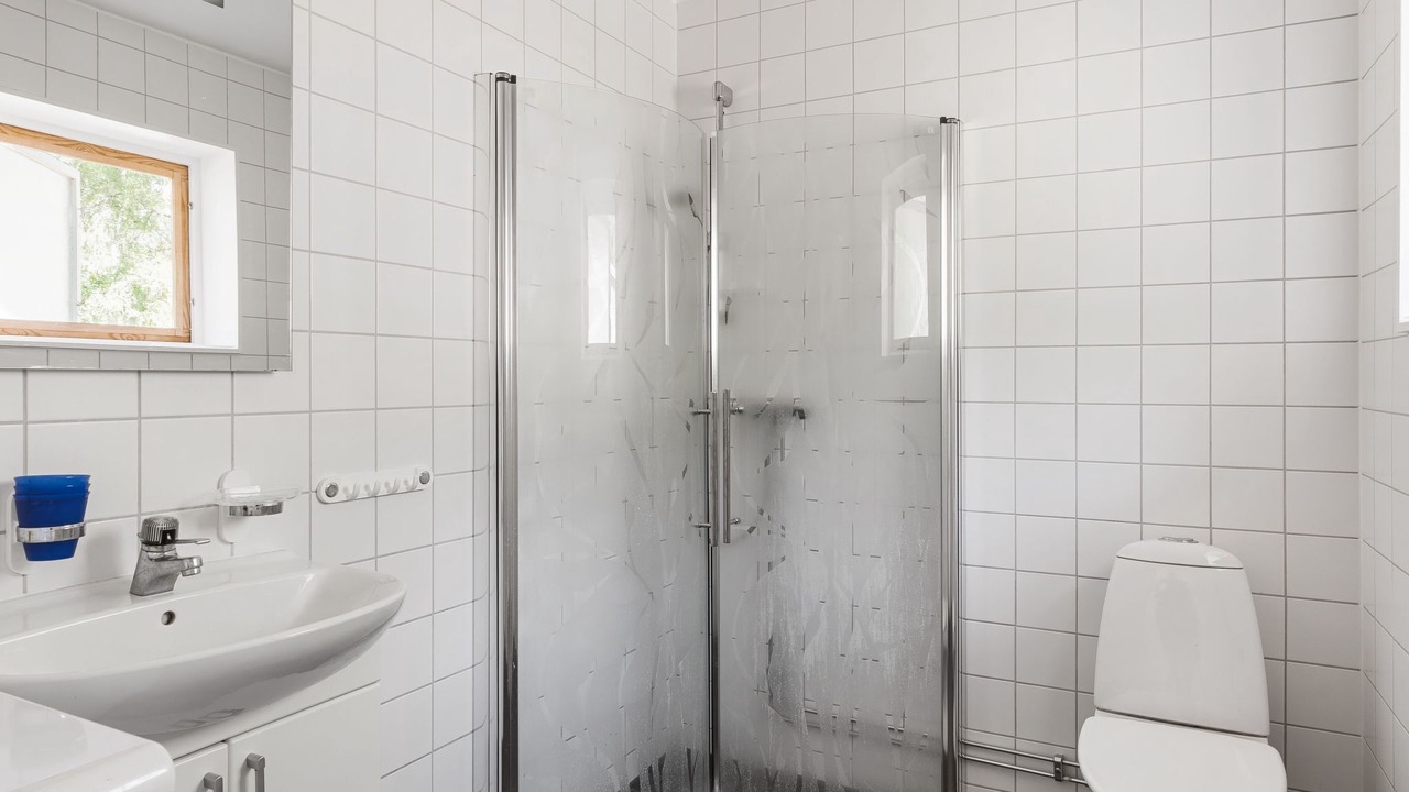 Photo of Bathroom in Adelso