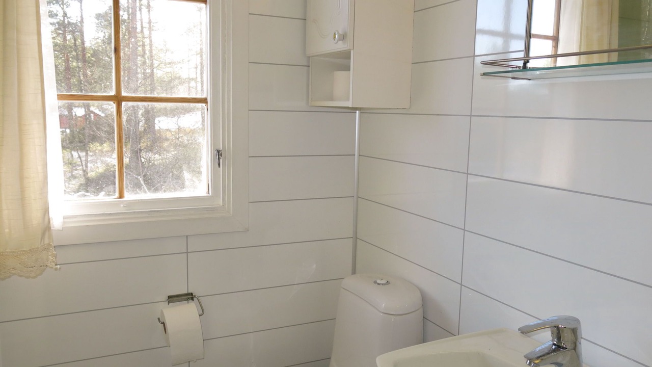 Photo of Bathroom in Aseral