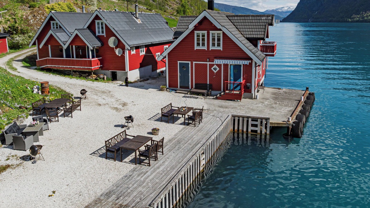 Photo of Others in Vik