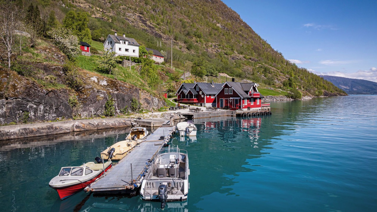 Photo of Others in Vik