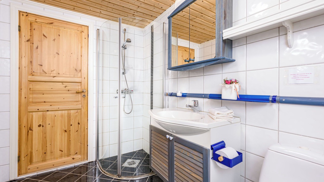Photo of Bathroom in Vik
