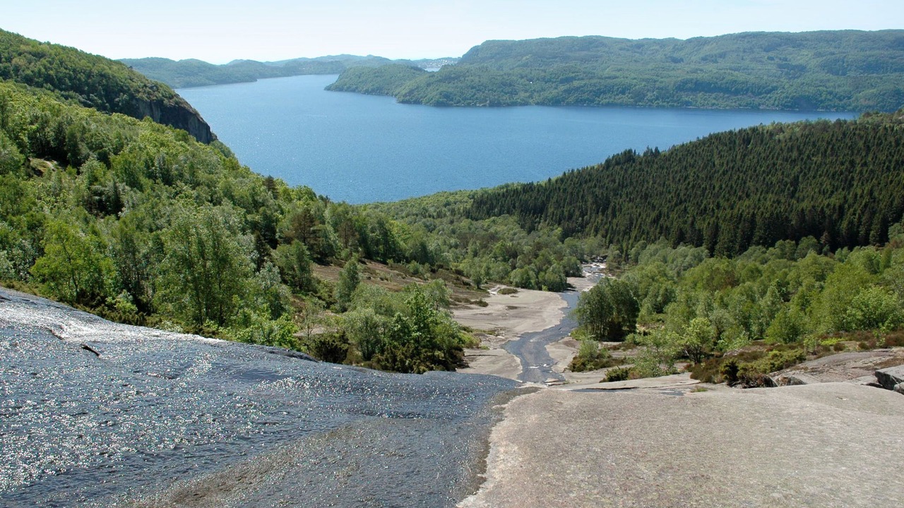 Photo of Others in Farsund