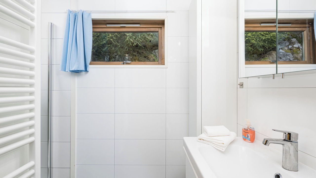 Photo of Bathroom in Leikanger Municipality