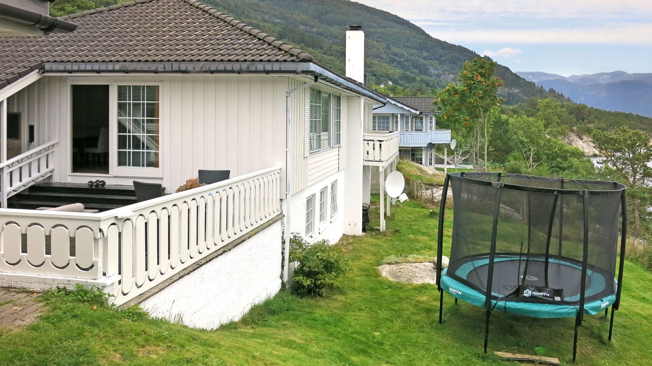 Photo of Others in Hoyanger