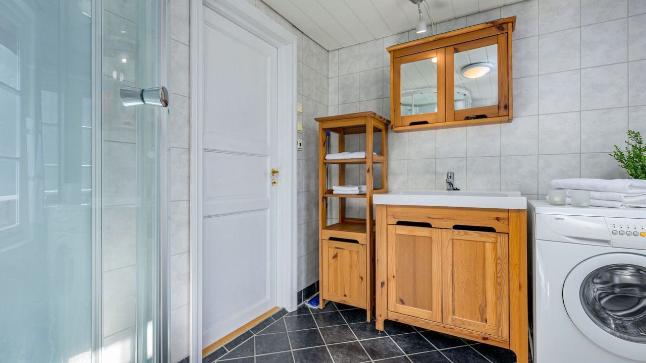 Photo of Bathroom in Vik