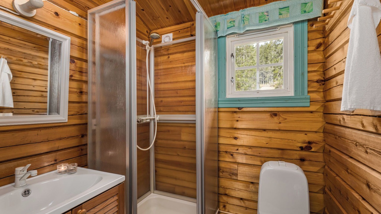 Photo of Bathroom in Forde