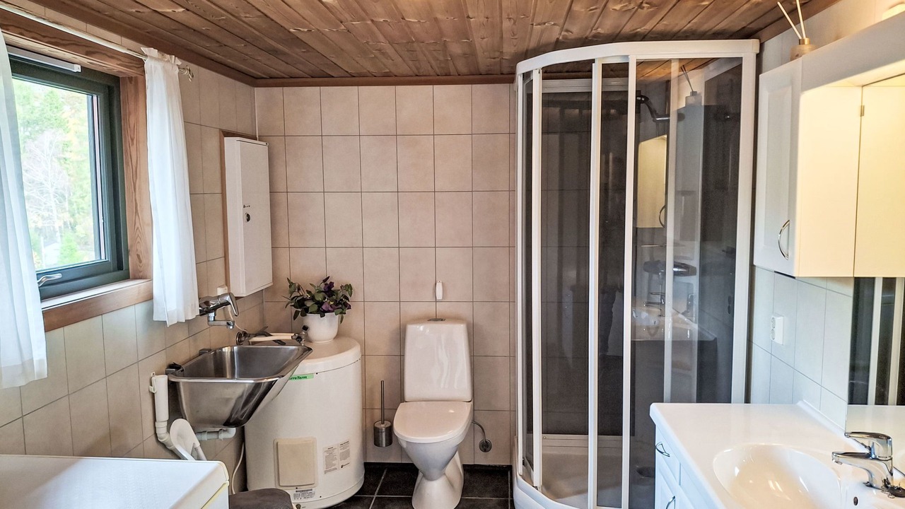 Photo of Bathroom in Lyngdal