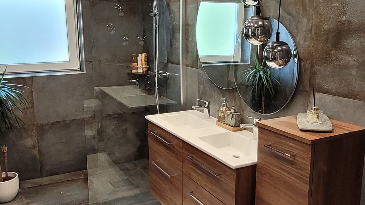 Photo of Bathroom in Tumba