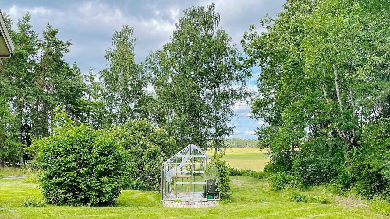 Photo of Outdoor in Bro