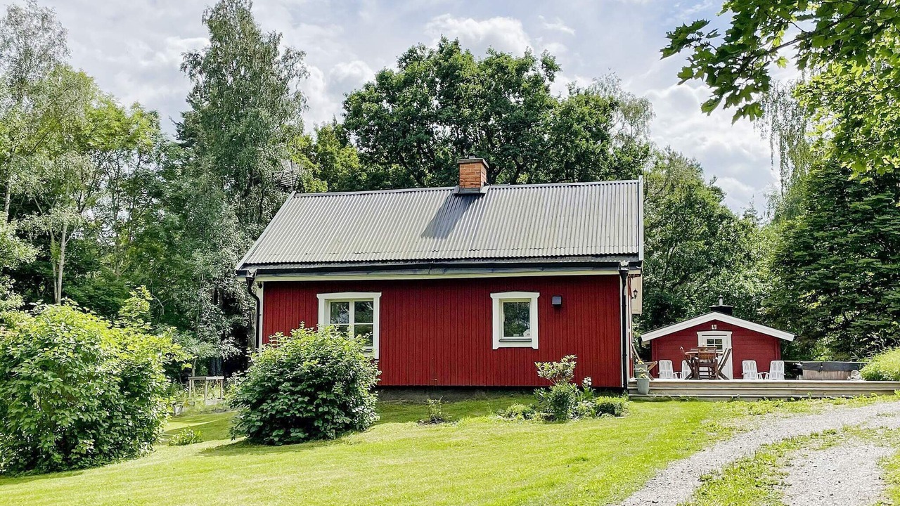 Photo of Outdoor in Bro