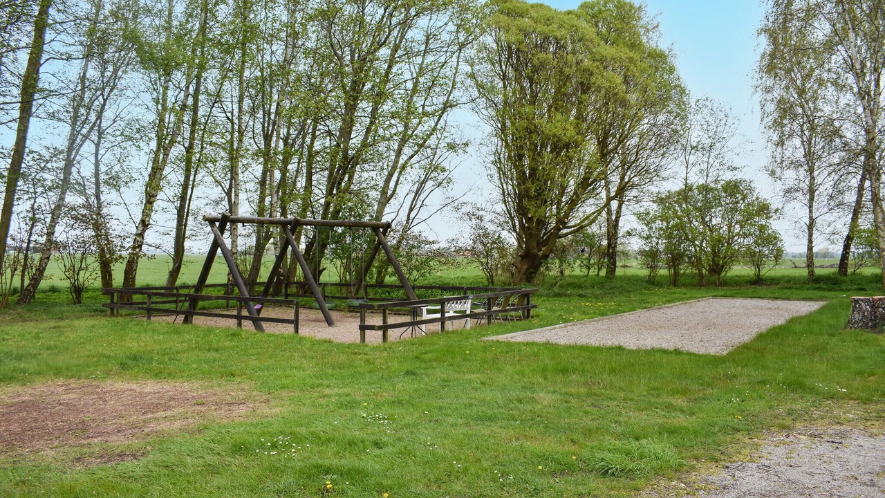 Photo of Others in Beddingestrand
