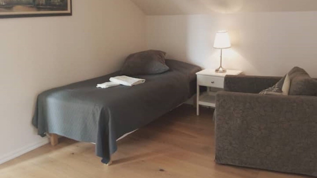 Photo of Bedroom in Save