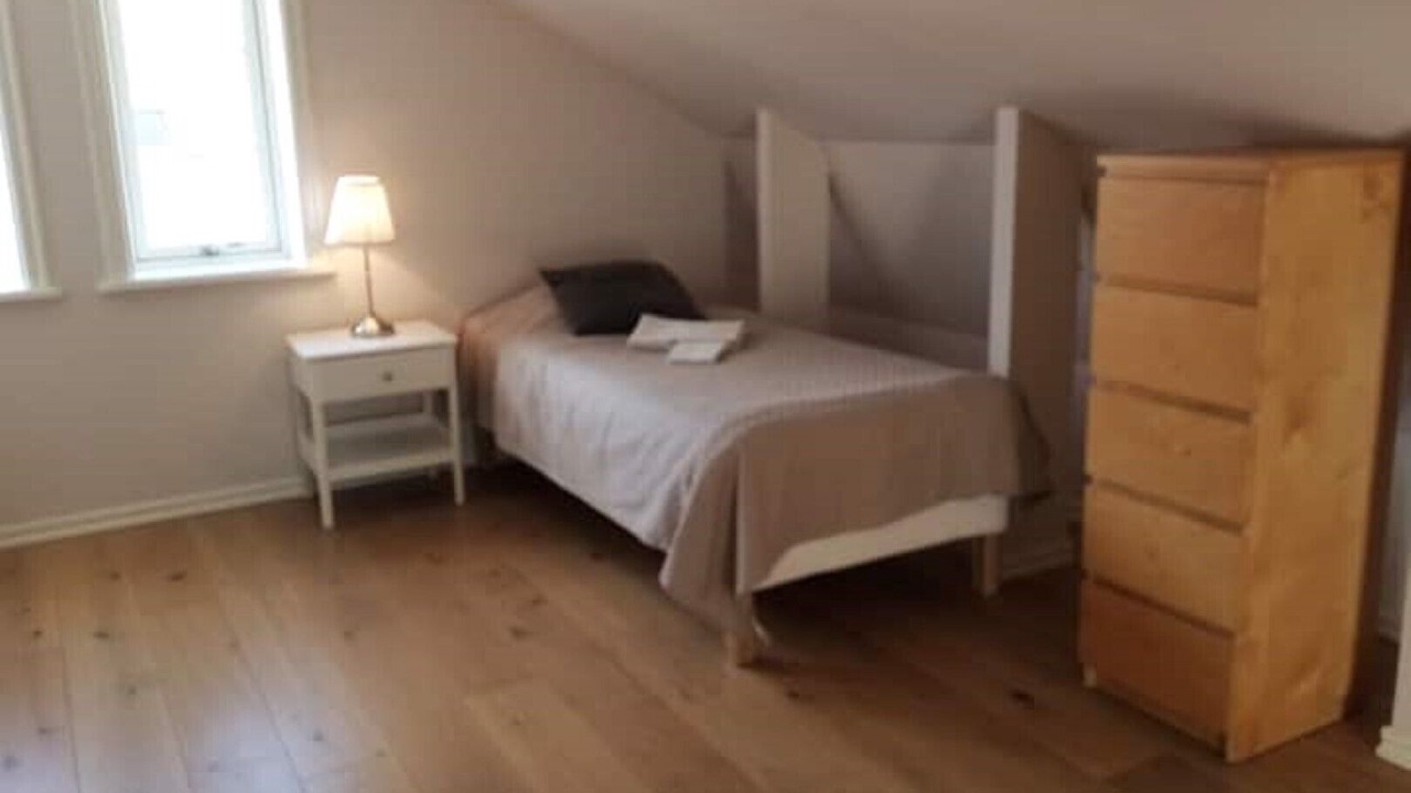 Photo of Bedroom in Save