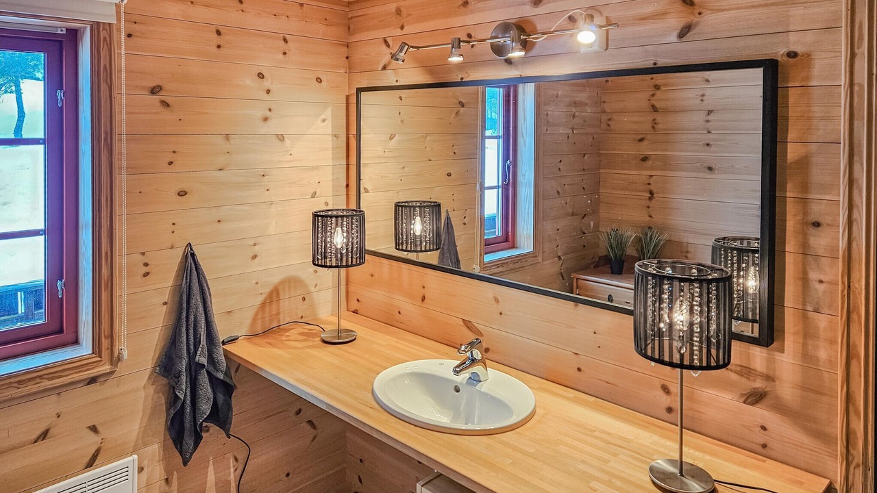 Photo of Bathroom in Aseral