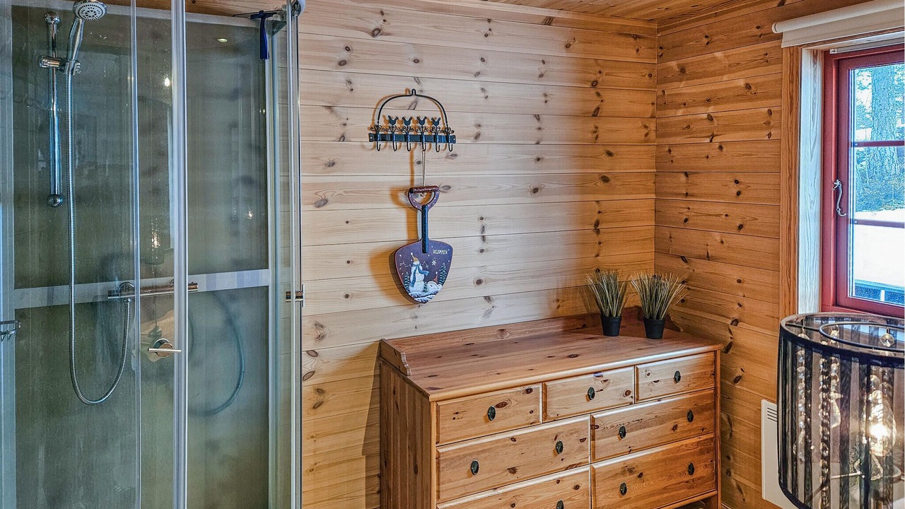 Photo of Bathroom in Aseral