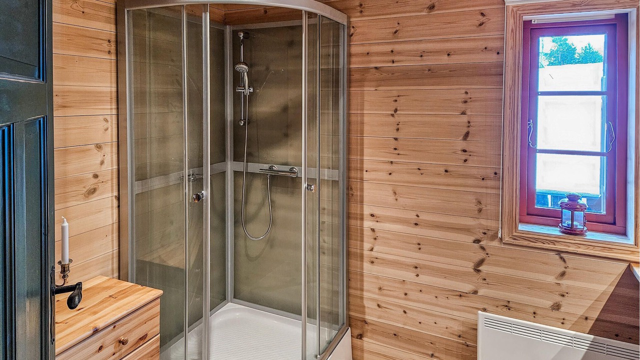Photo of Bathroom in Aseral