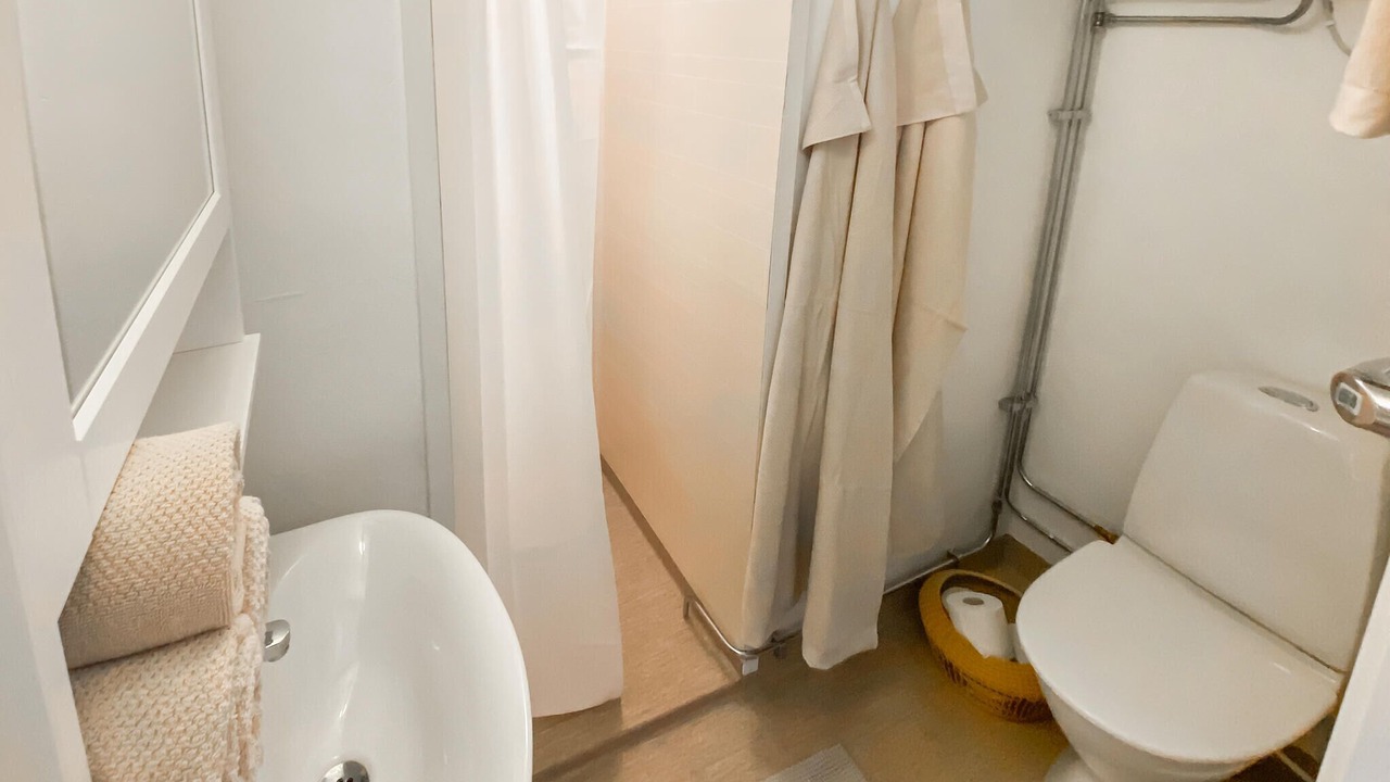 Photo of Bathroom in Tived