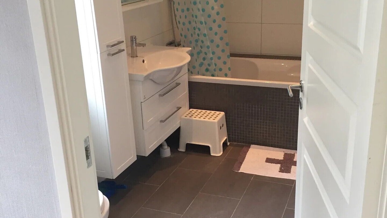 Photo of Bathroom in Borrby