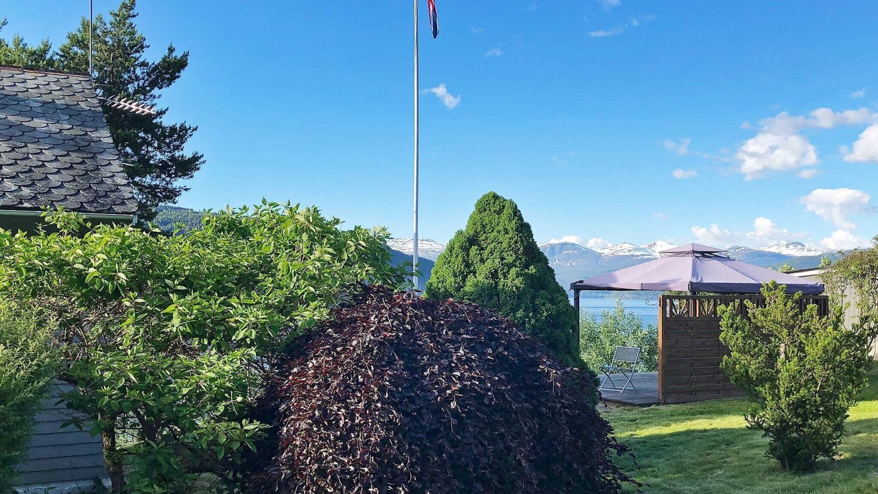 Photo of Outdoor in Stryn