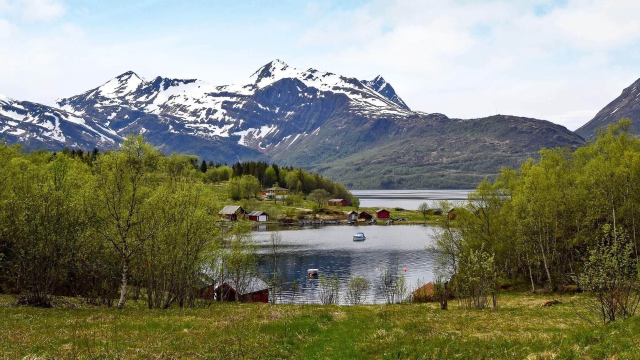 Photo of Others in Gildeskal