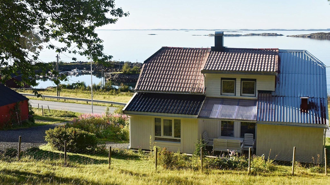 Photo of Outdoor in Midsund