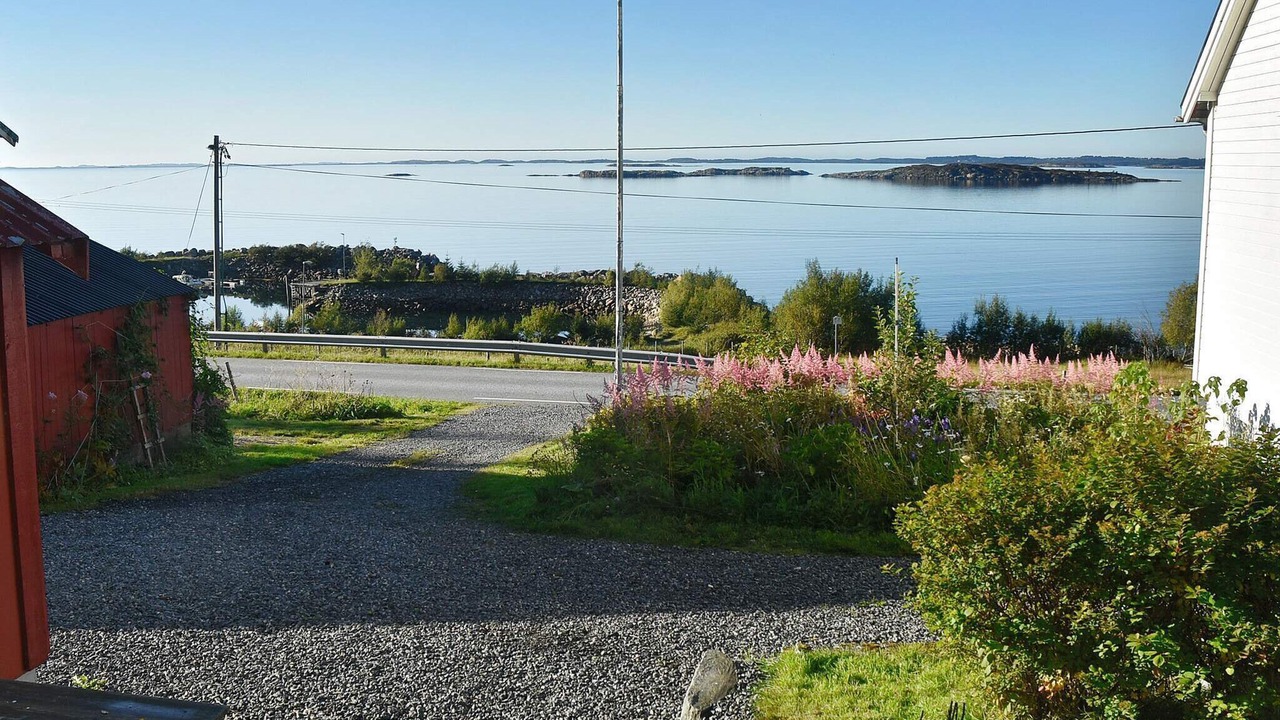 Photo of Outdoor in Midsund