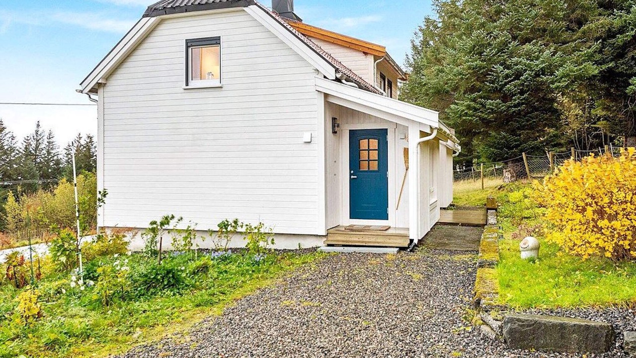 Photo of Outdoor in Midsund