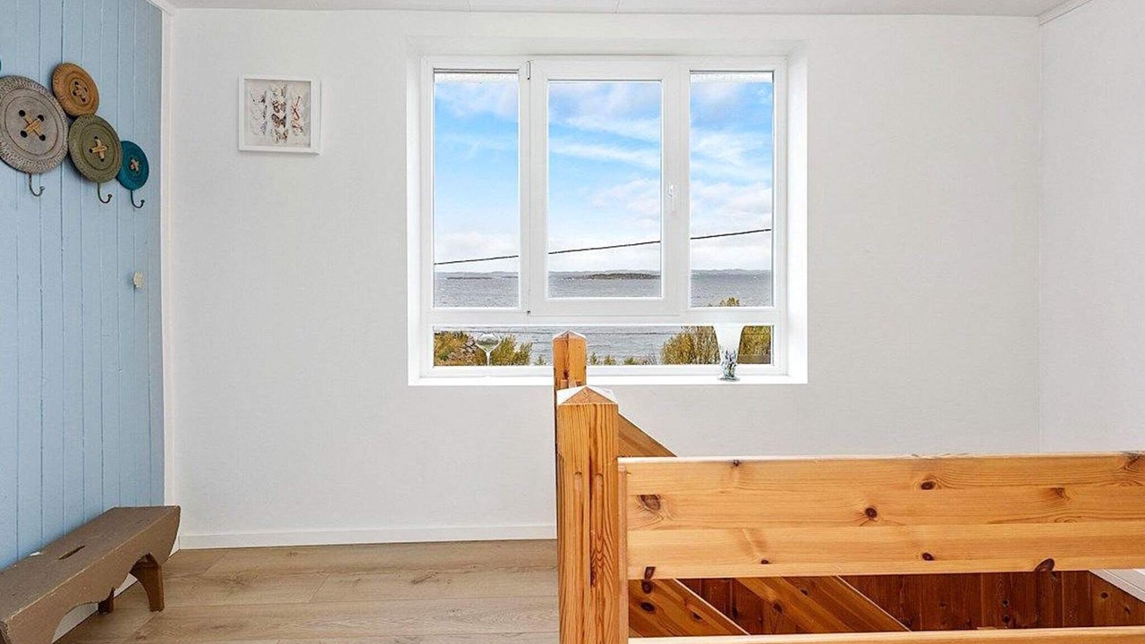 Photo of Others in Midsund