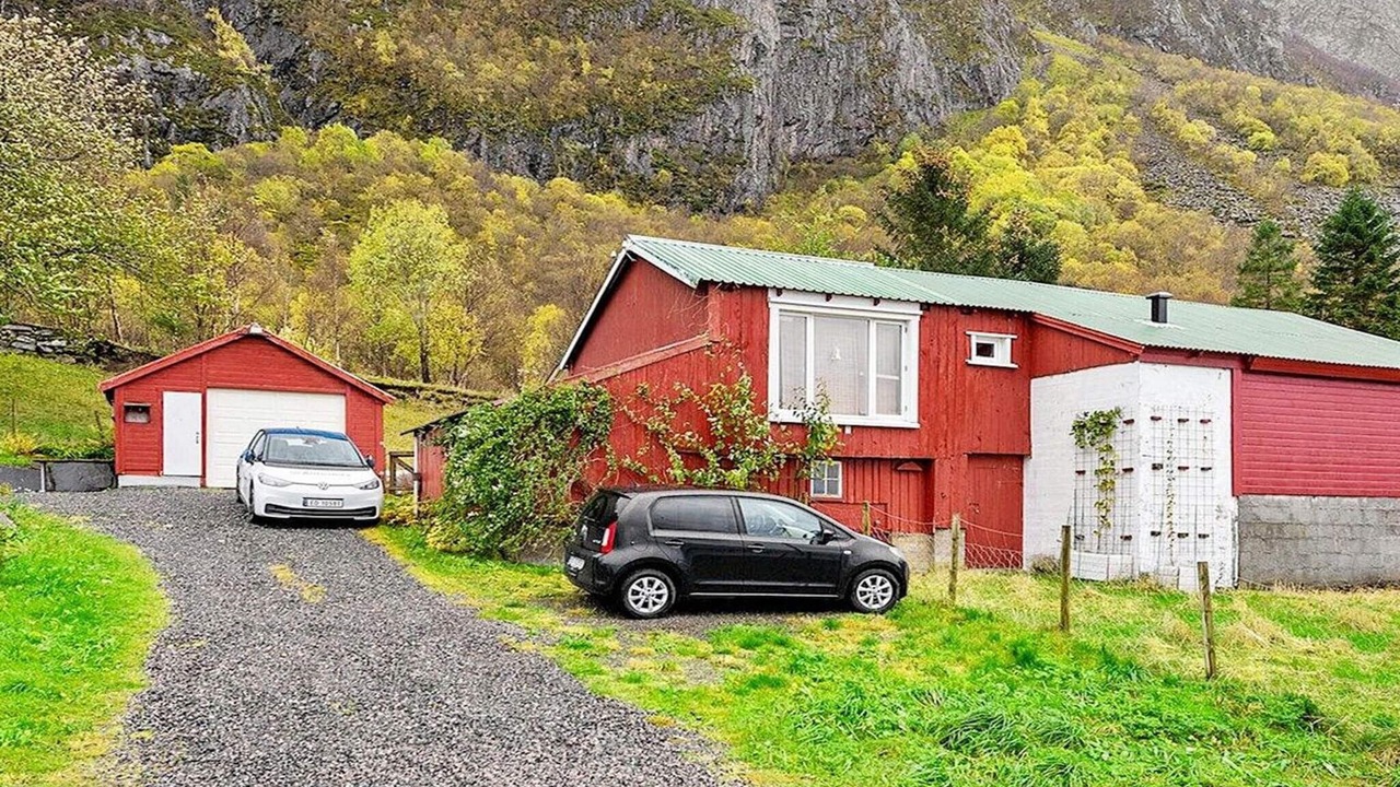 Photo of Outdoor in Midsund