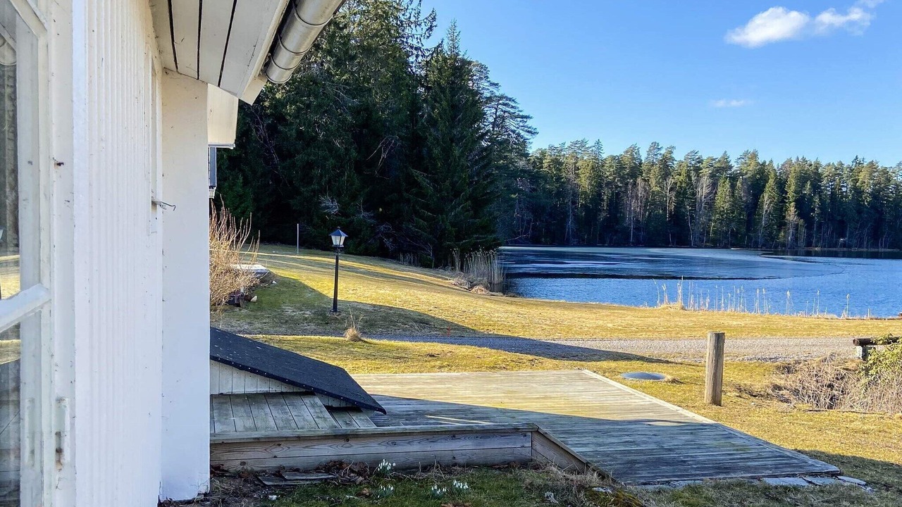 Photo of Outdoor in Asbro