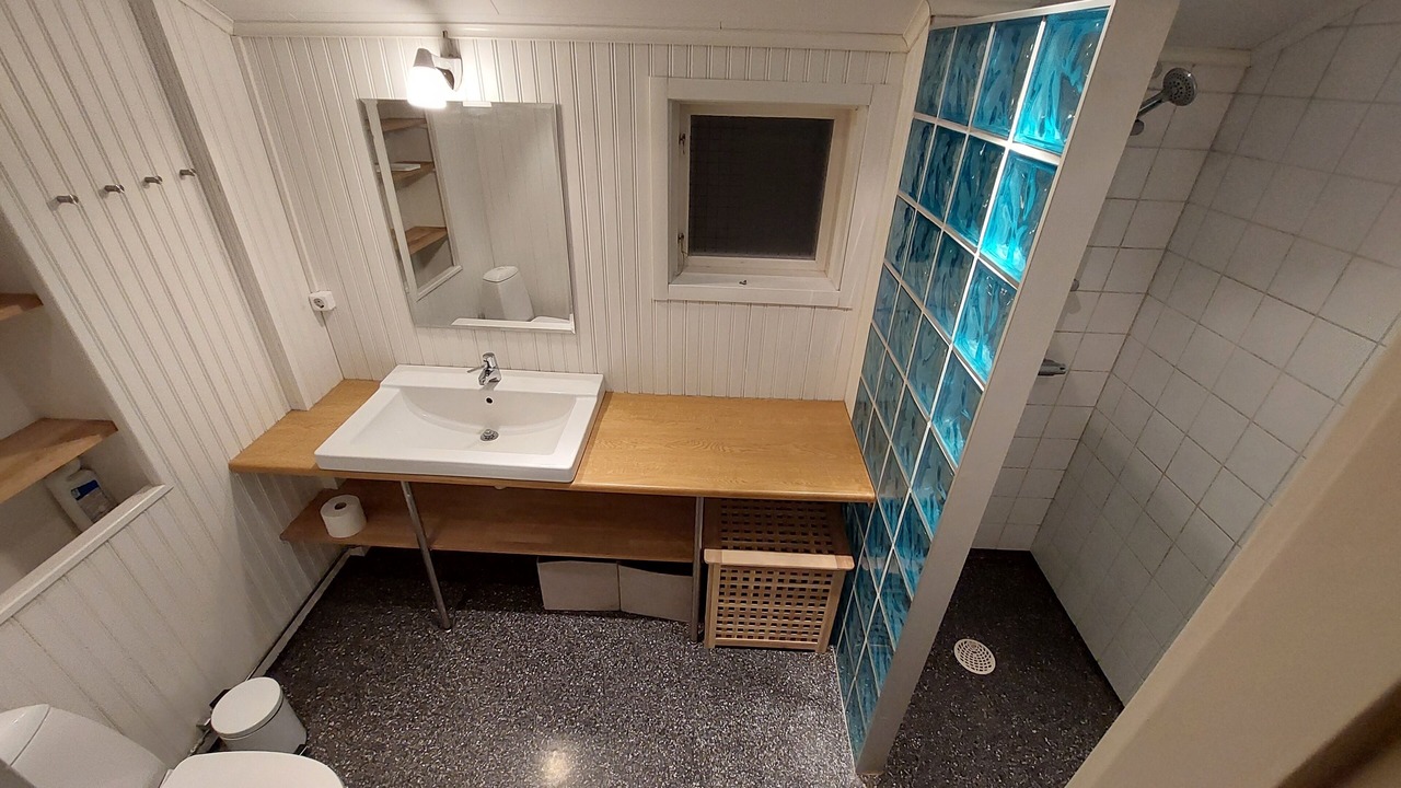 Photo of Bathroom in Burea