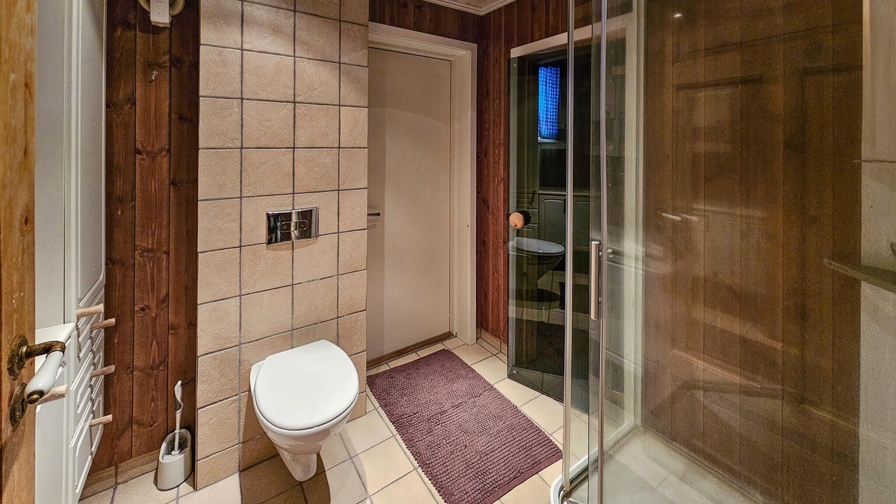 Photo of Bathroom in Fla Municipality