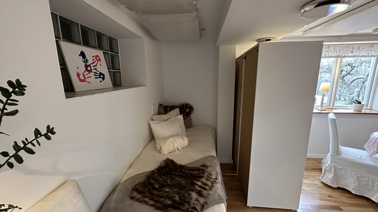 Photo of Bedroom in Hallonbergen