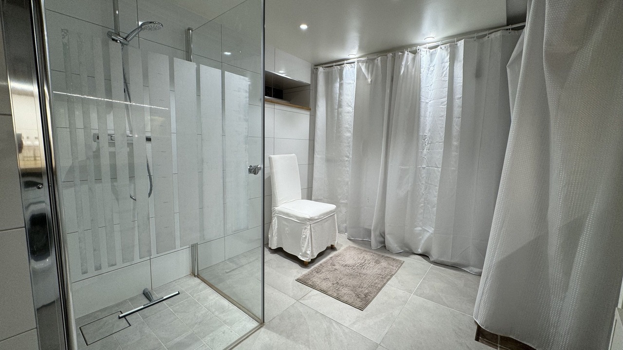 Photo of Bathroom in Hallonbergen